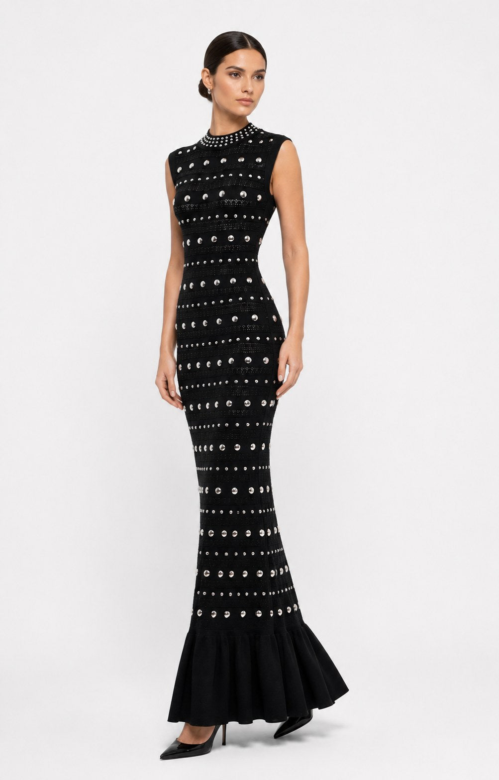 Vestido largo cola de pez negro con perlas Frioul