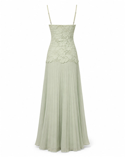 Aubagne Lace Gown