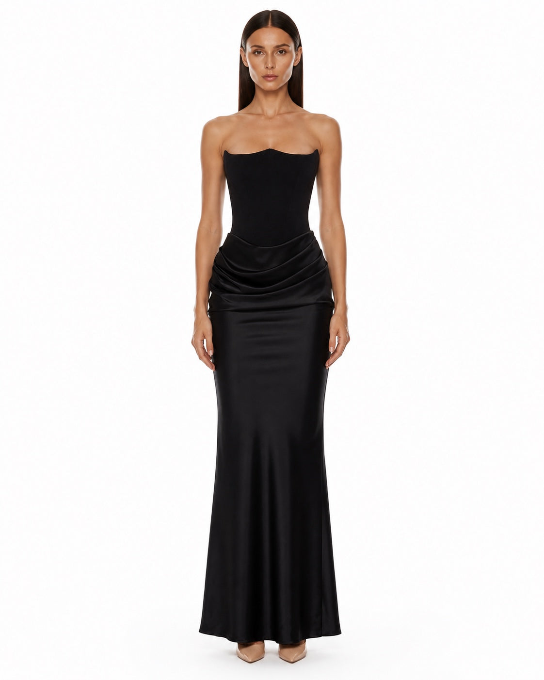La-Môle Black Gown