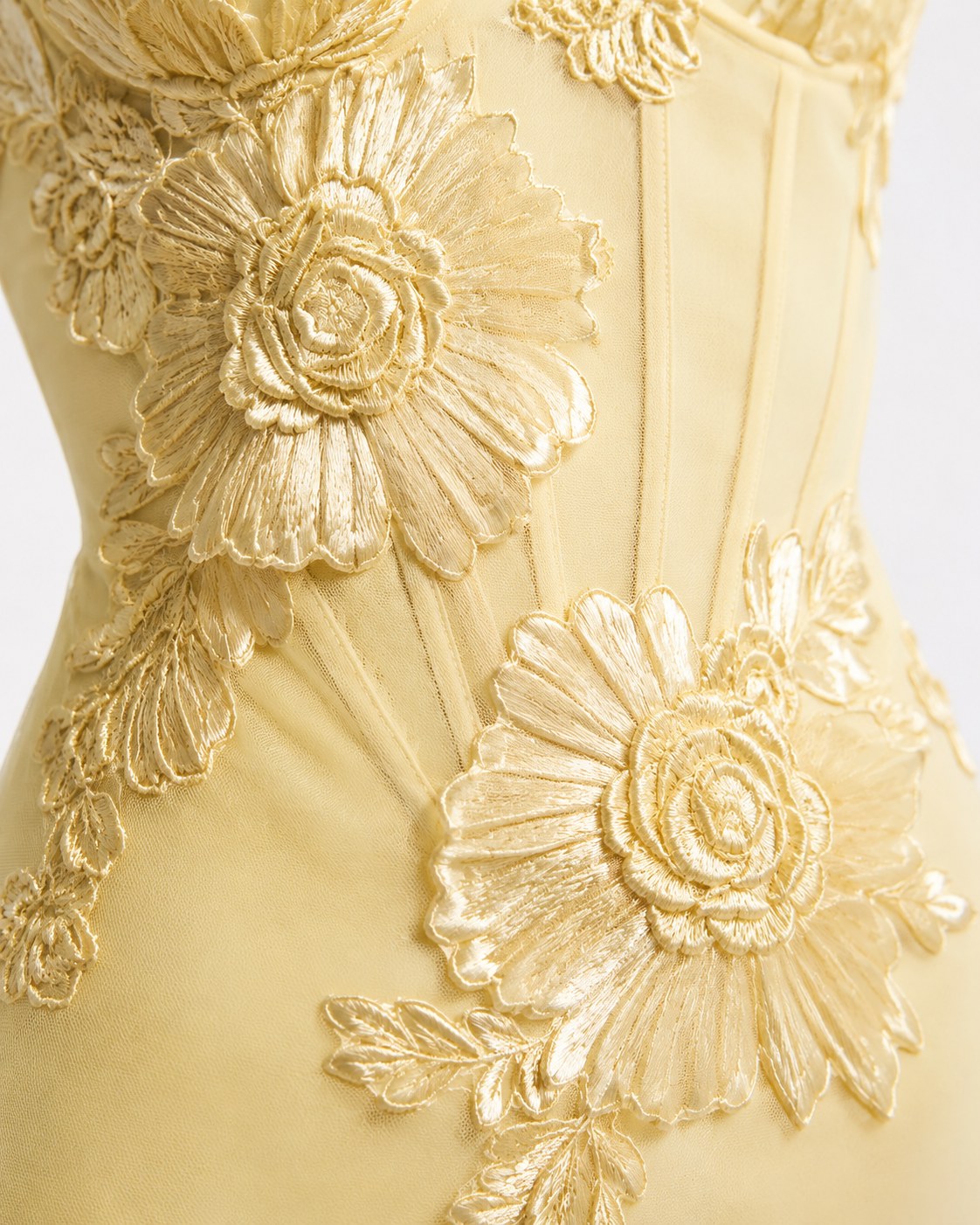 Brégançon Appliqué Gown