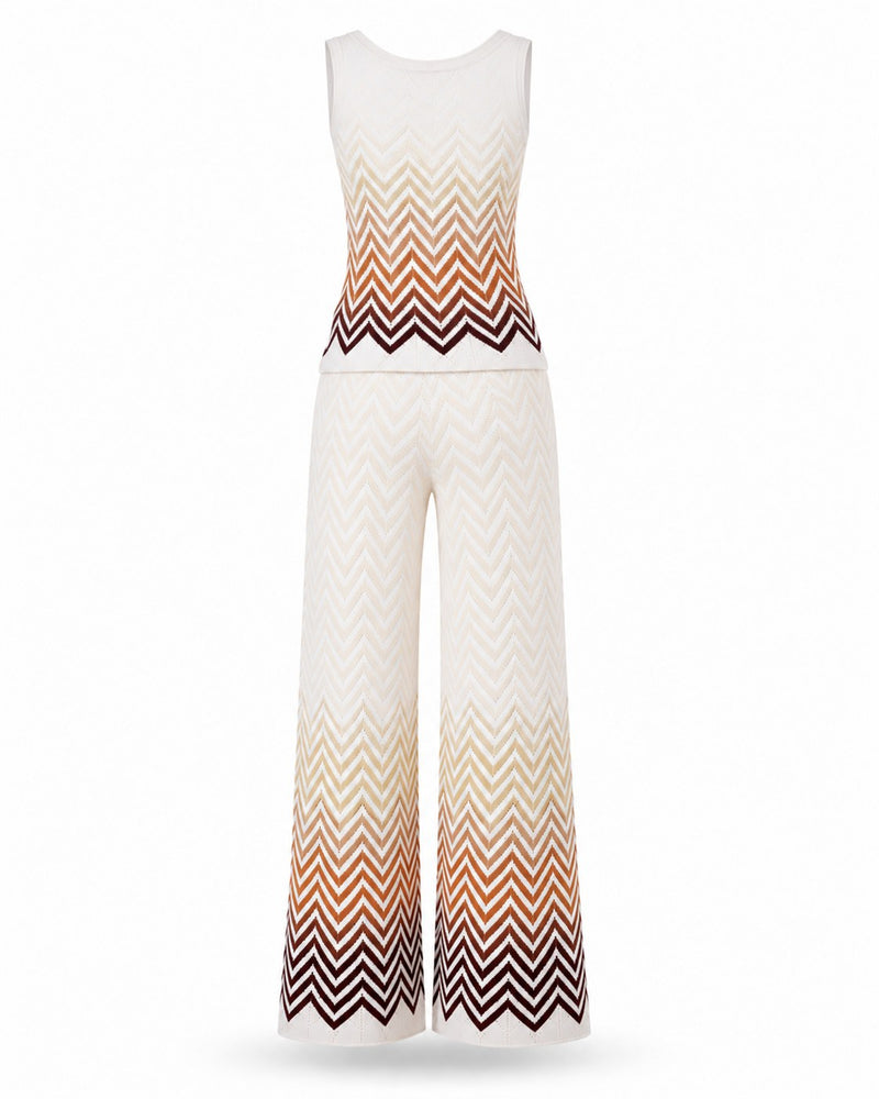 Calanque Chevron Knit Set on model